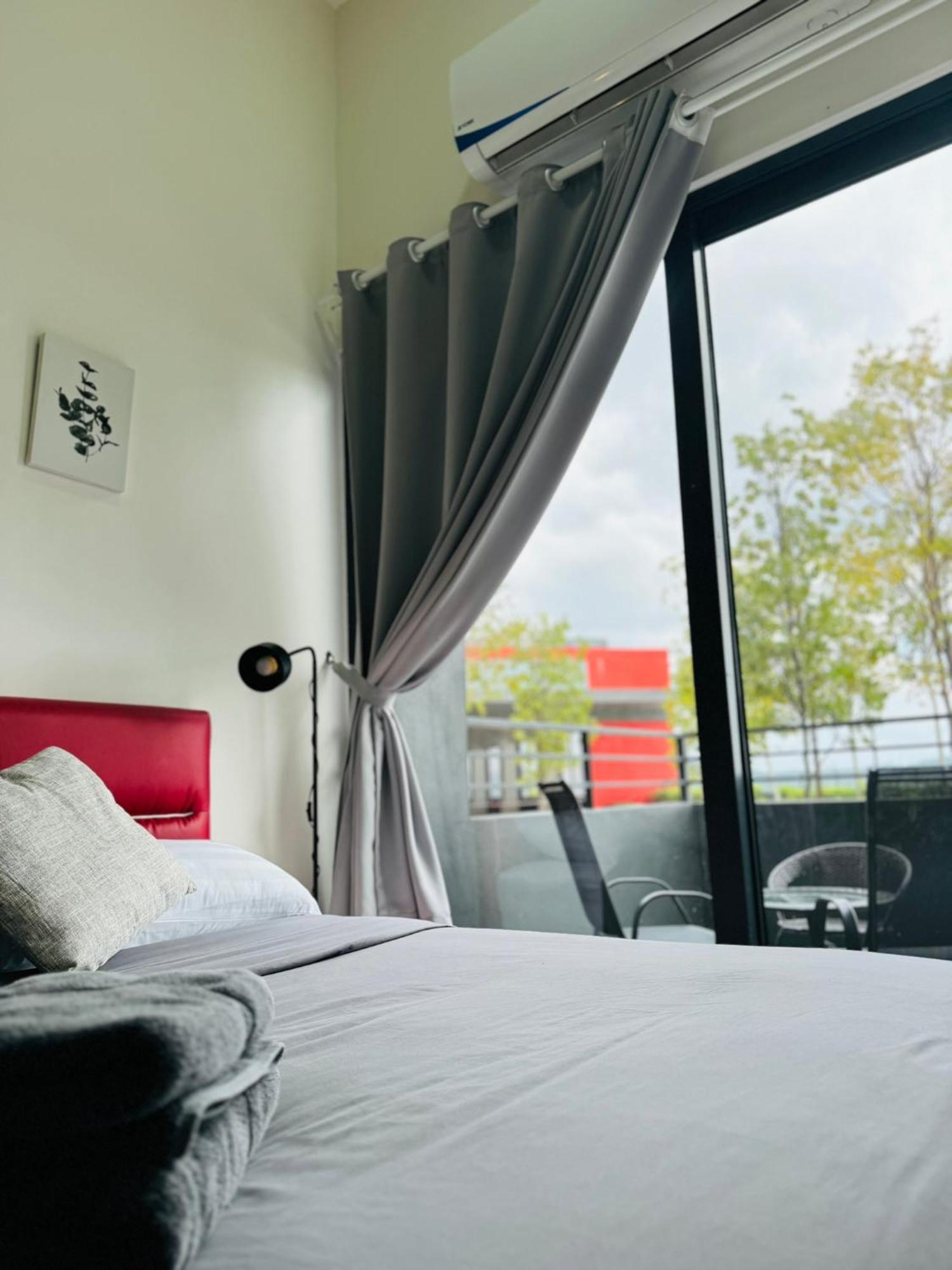Coresoho Suite By Bkastaycation Kotawarisan Sepang Klia Airport, Free Wifi ภายนอก รูปภาพ