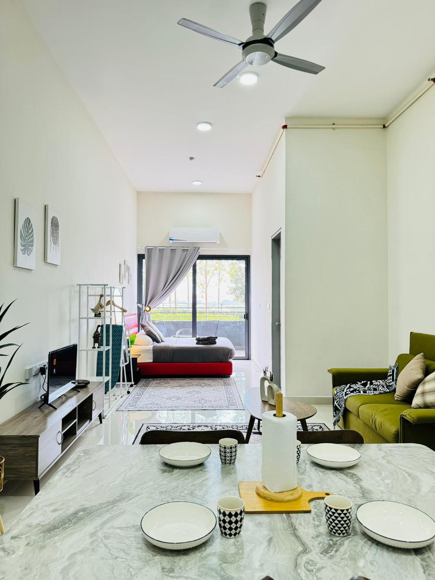 Coresoho Suite By Bkastaycation Kotawarisan Sepang Klia Airport, Free Wifi ภายนอก รูปภาพ
