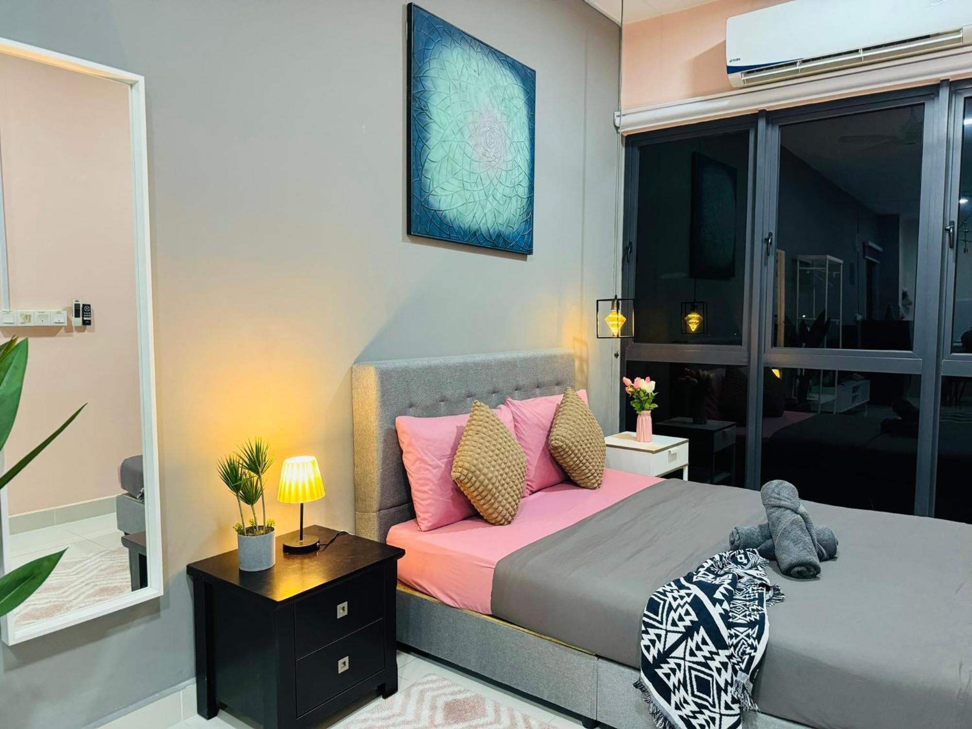 Coresoho Suite By Bkastaycation Kotawarisan Sepang Klia Airport, Free Wifi ภายนอก รูปภาพ